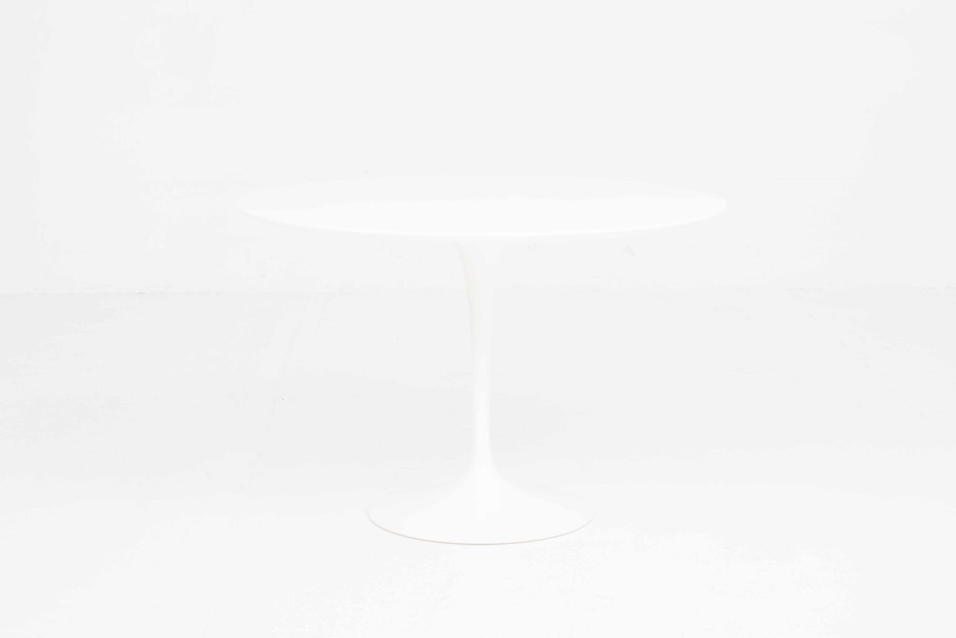 Vintage Tisch Tulip von Eero Saarinen für Knoll, frühe Edition von Wohnbedarf