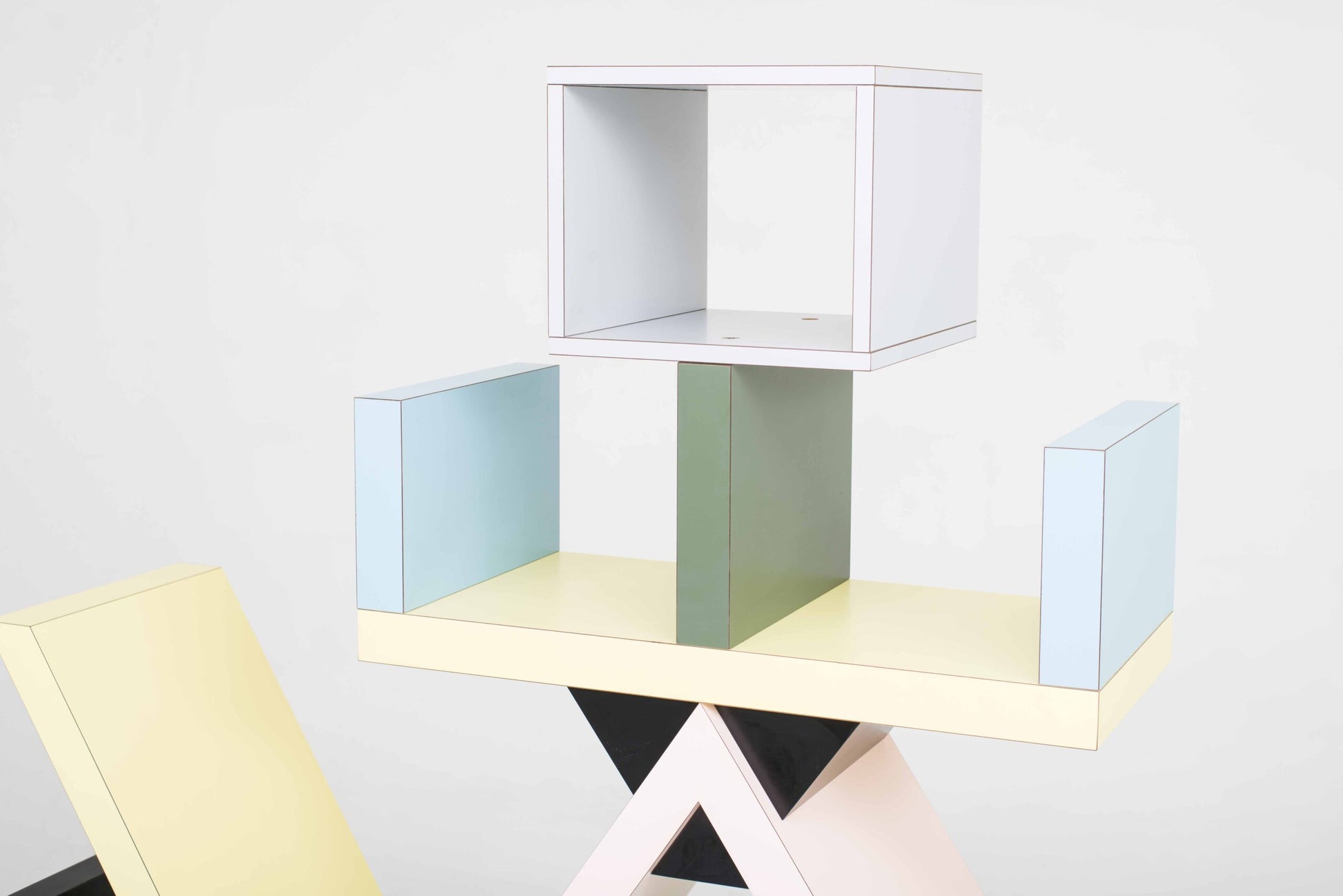 Vintage Regal "Carlton" von Ettore Sottsass für Memphis Milano