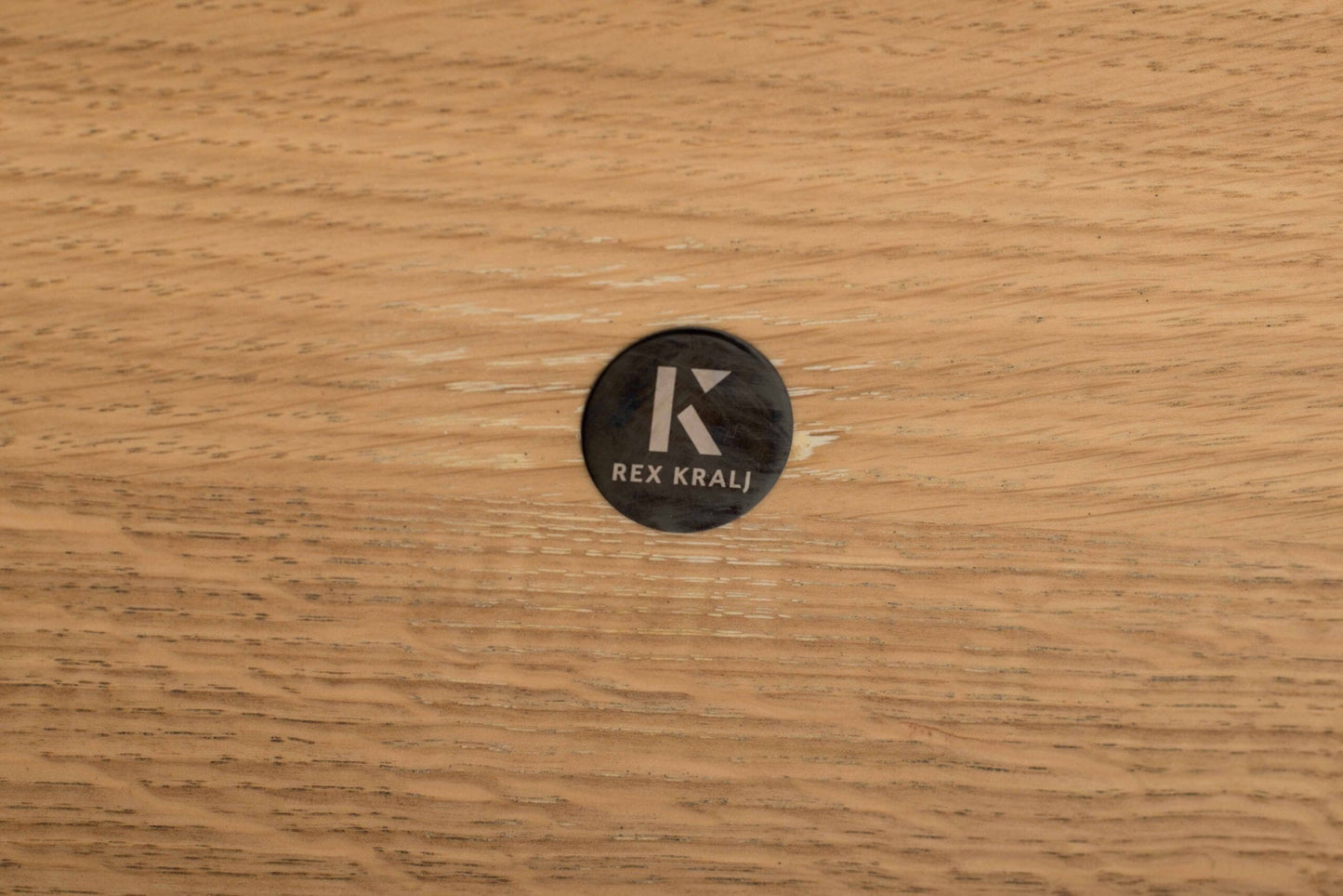 Table Pilotis Ply de Bart Schilder pour Rex Kralj en chêne