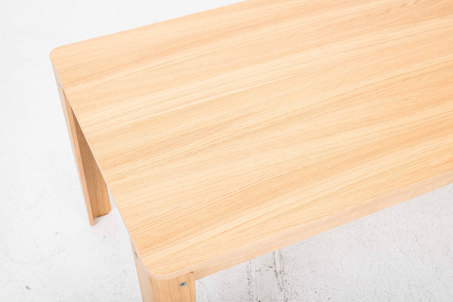 Table Pilotis Ply de Bart Schilder pour Rex Kralj en chêne