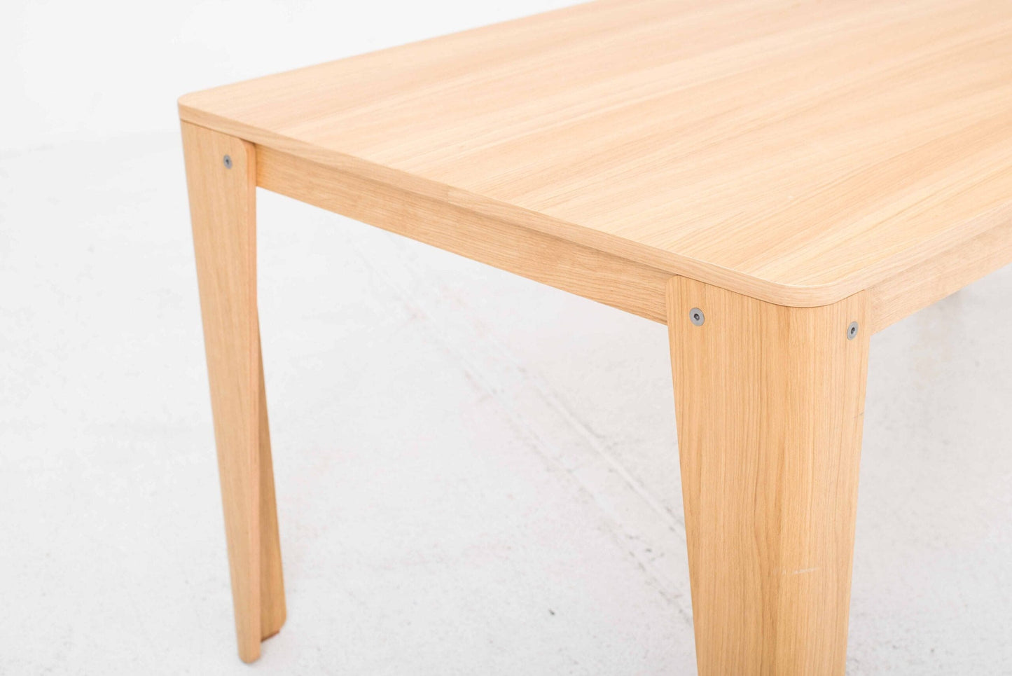 Table Pilotis Ply de Bart Schilder pour Rex Kralj en chêne