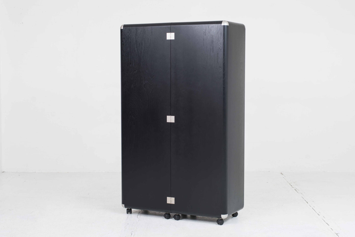 Vintage Shell cabinet by Ubald Klug for Röthlisberger