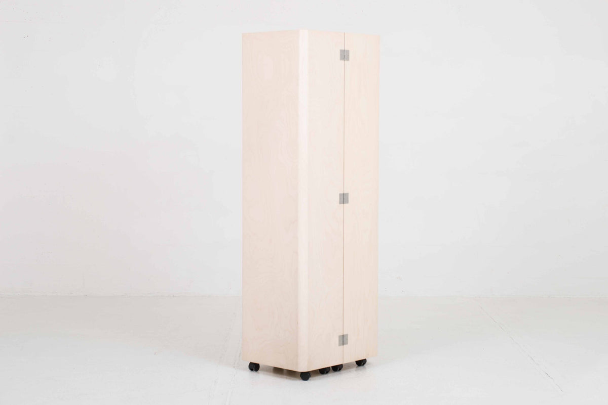 Schrank "Venus" von Ubald Klug für Röthlisberger