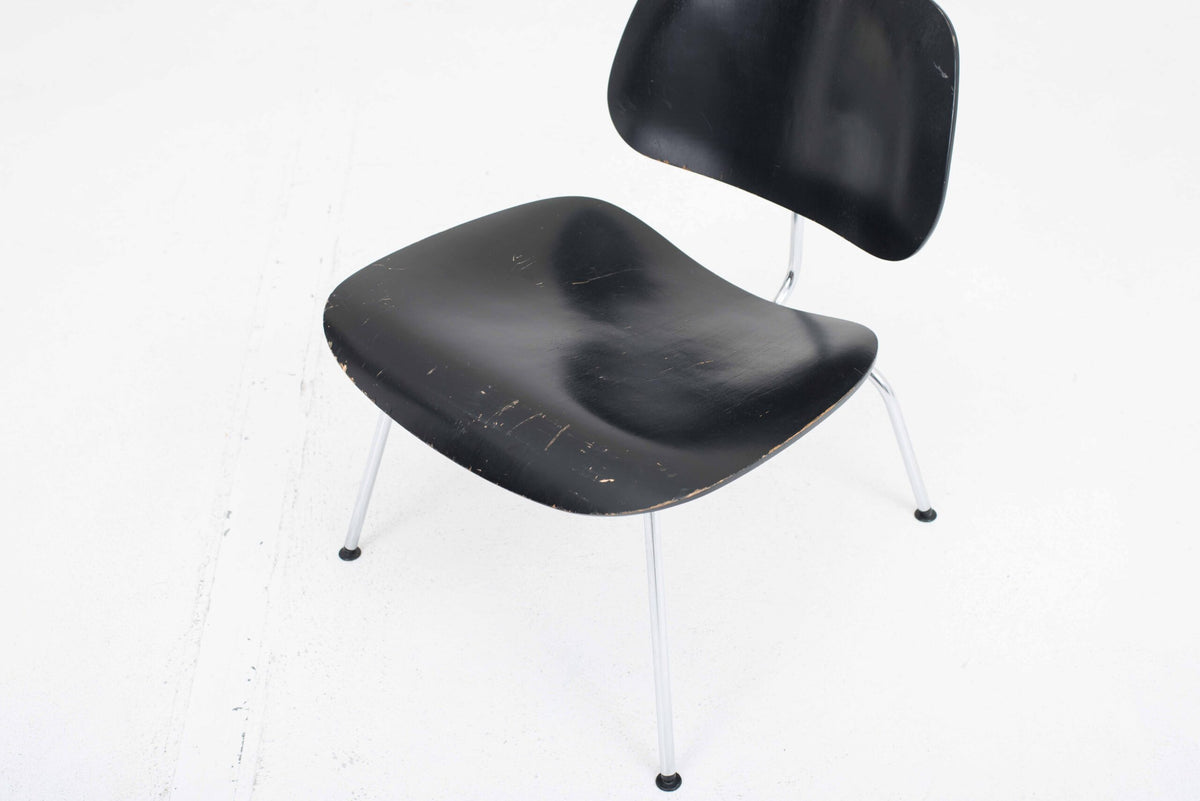 Vintage LCM Sessel von Charles Eames für Vitra Schwarz