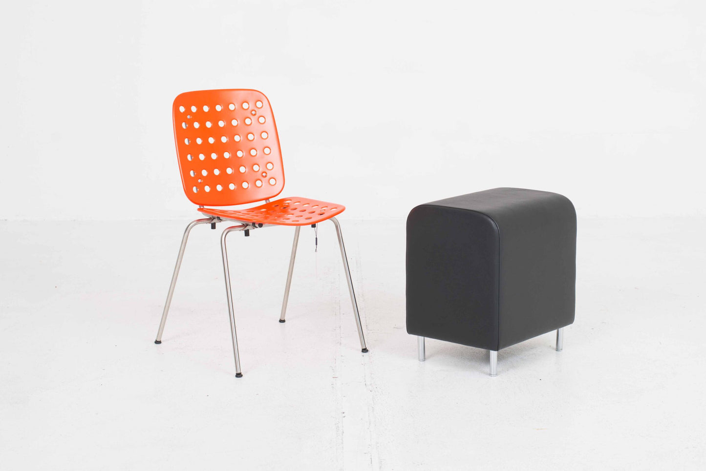 Vintage Bank I by Jasper Morrison for Vitra in black leather