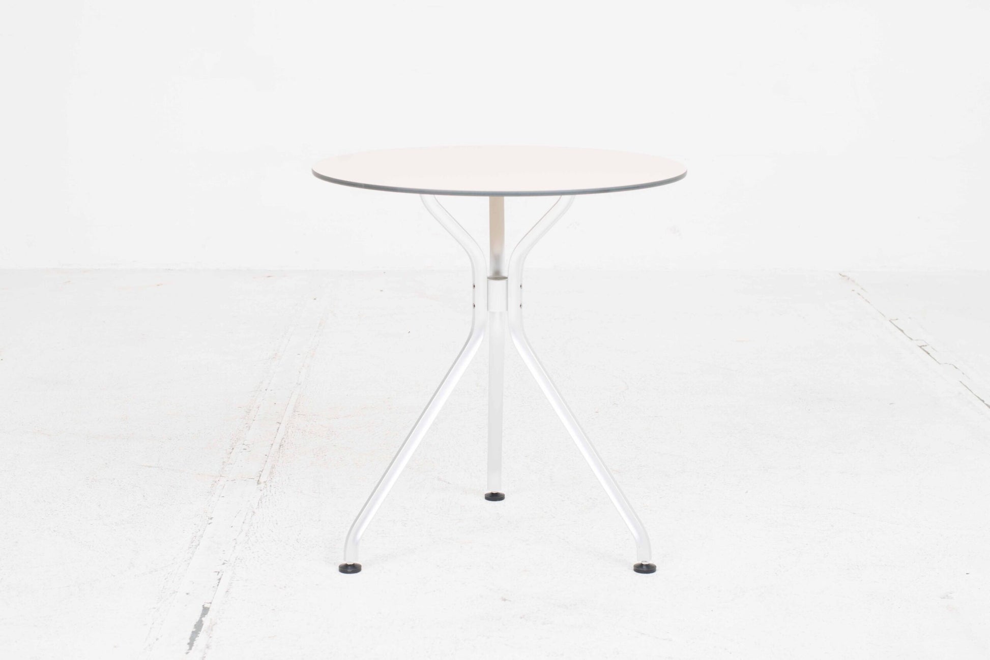 Vintage Gartentisch Alu 3 von Kurt Thut für Seledue in Beige