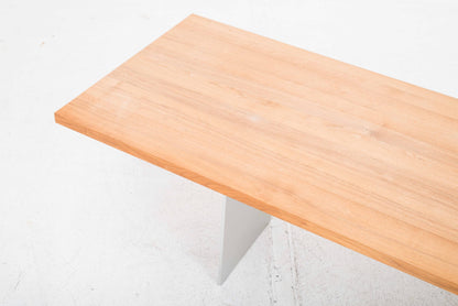 Alia table walnut