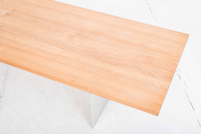 Alia table walnut