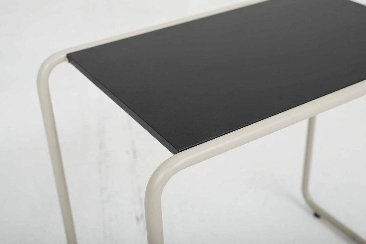 Neuwertig Beistelltisch Thonet B9 D Outdoor von Marcel Breuer