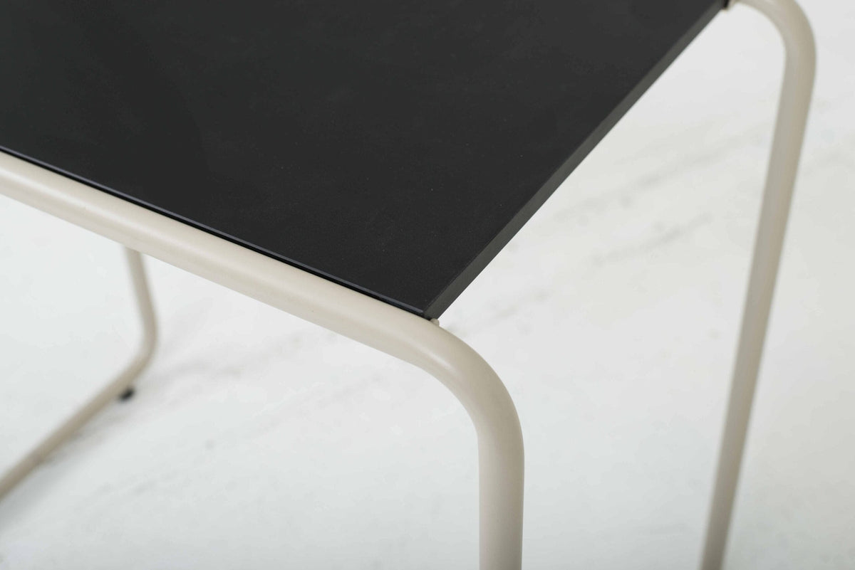 Neuwertig Beistelltisch Thonet B9 D Outdoor von Marcel Breuer