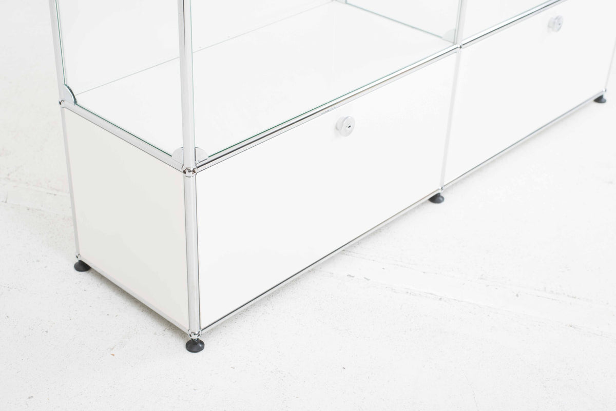 Commode à tiroirs USM par USM en verre blanc Mid Century Modern