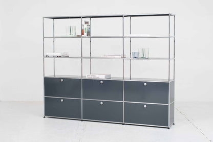 USM Regal in Anthrazitgrau