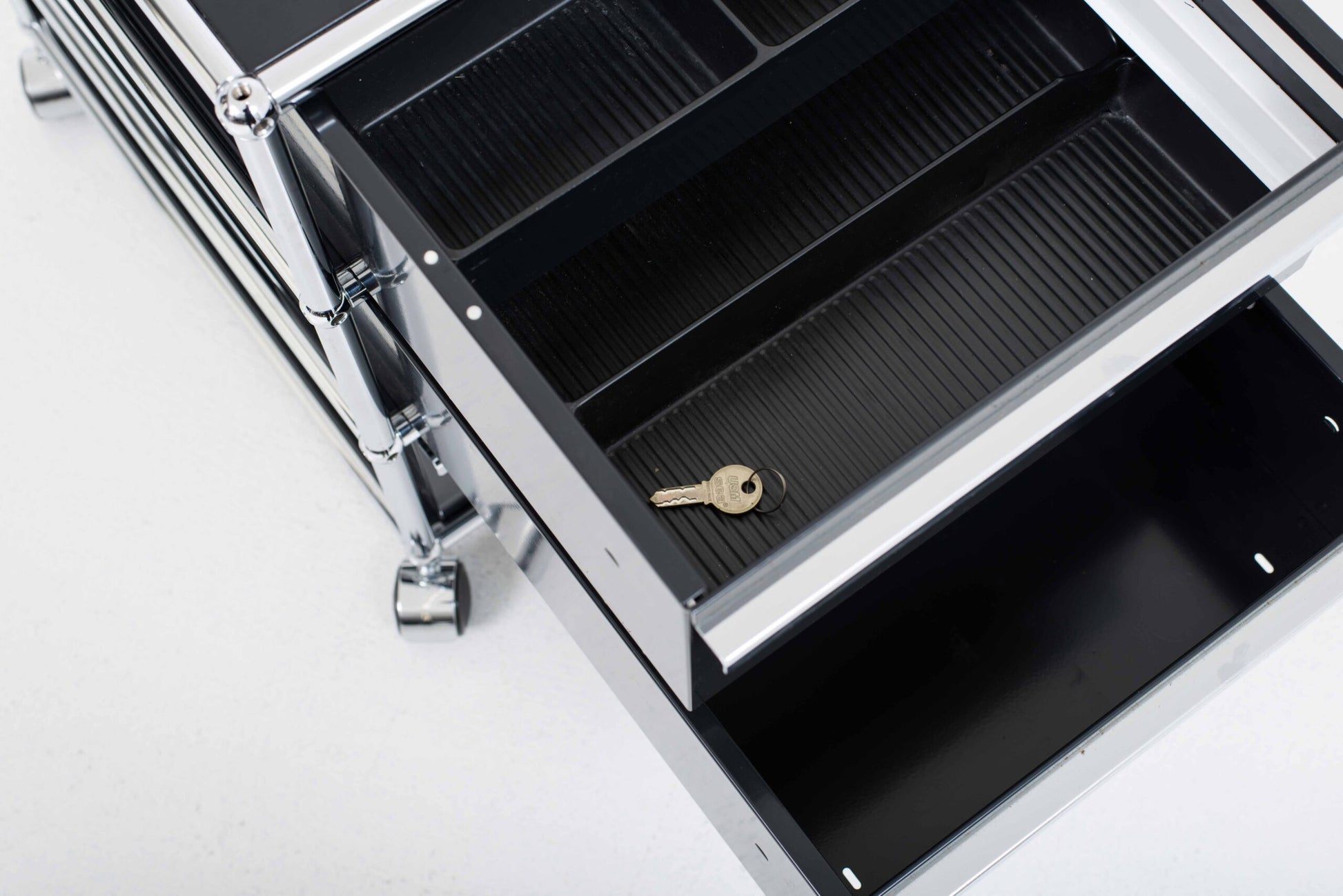 Vintage Rollcontainer von USM