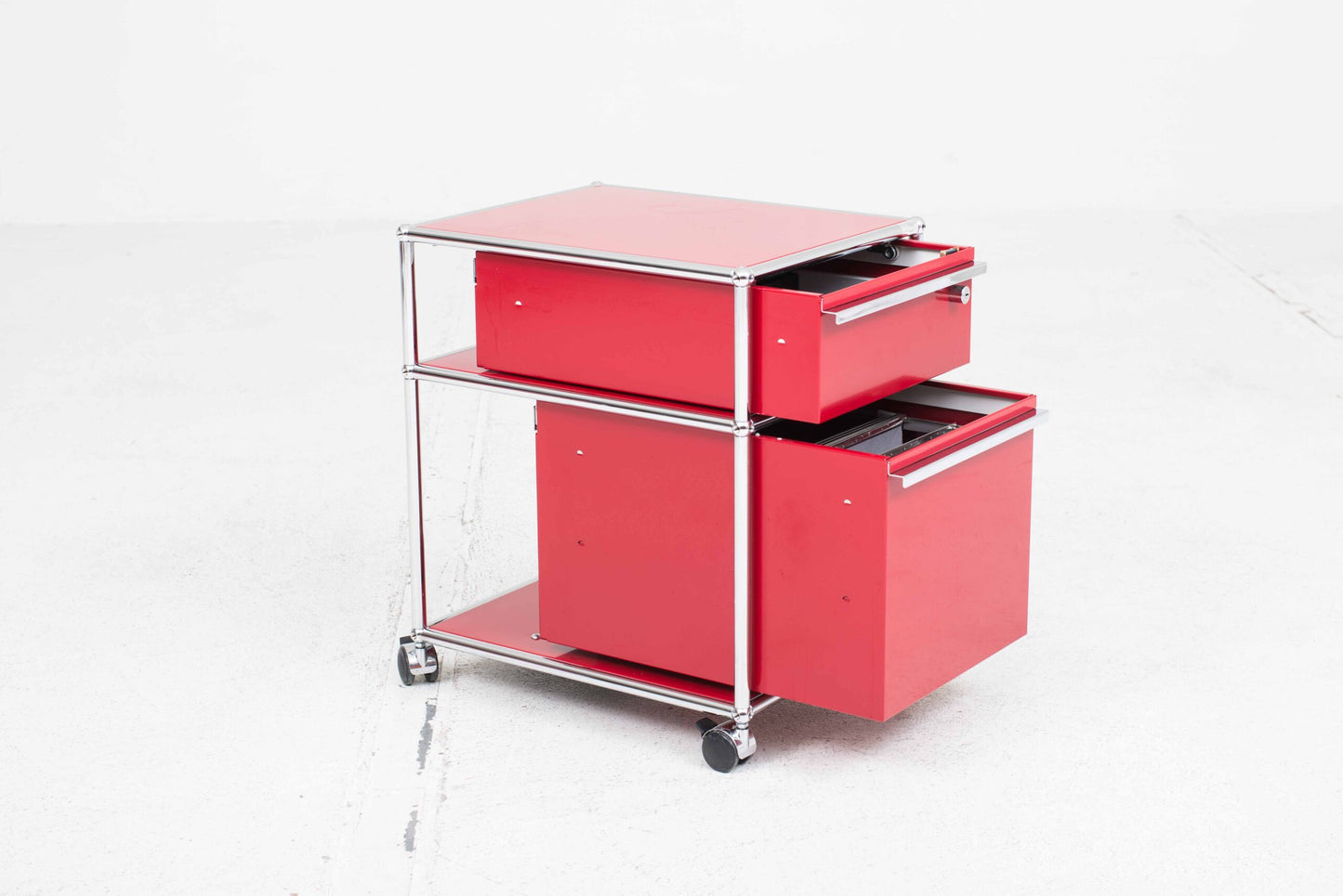 USM Rollcontainer Rubinrot