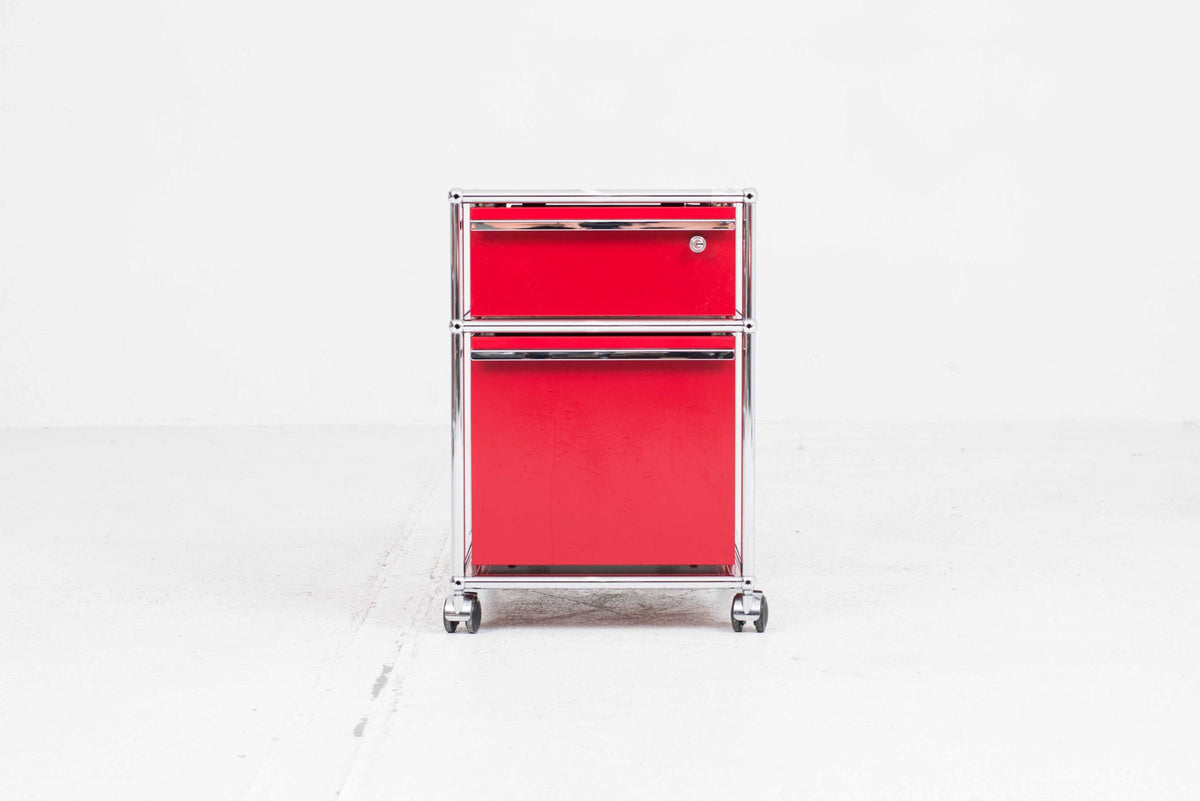 USM Mobile Container Ruby Red