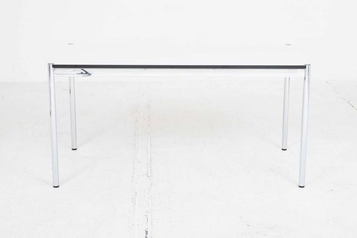 USM Desk 150cm x 75cm in Pearl Grey