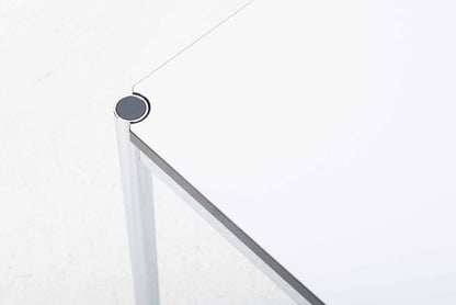 USM Schreibtisch 150cm x 75cm in Perlgrau