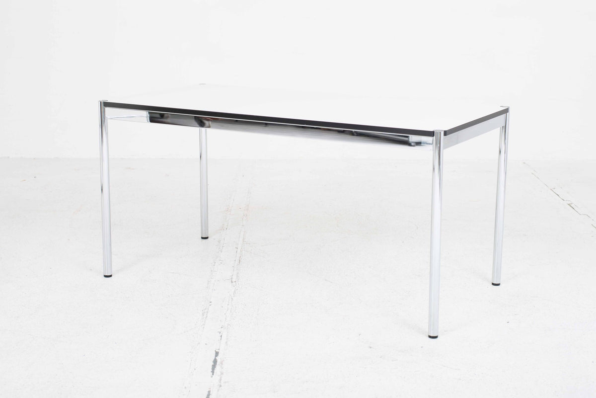 USM Desk 150cm x 75cm in Pearl Grey