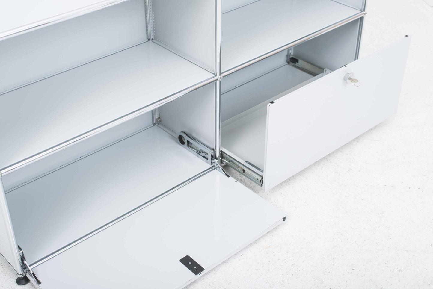 Buffet USM gris clair