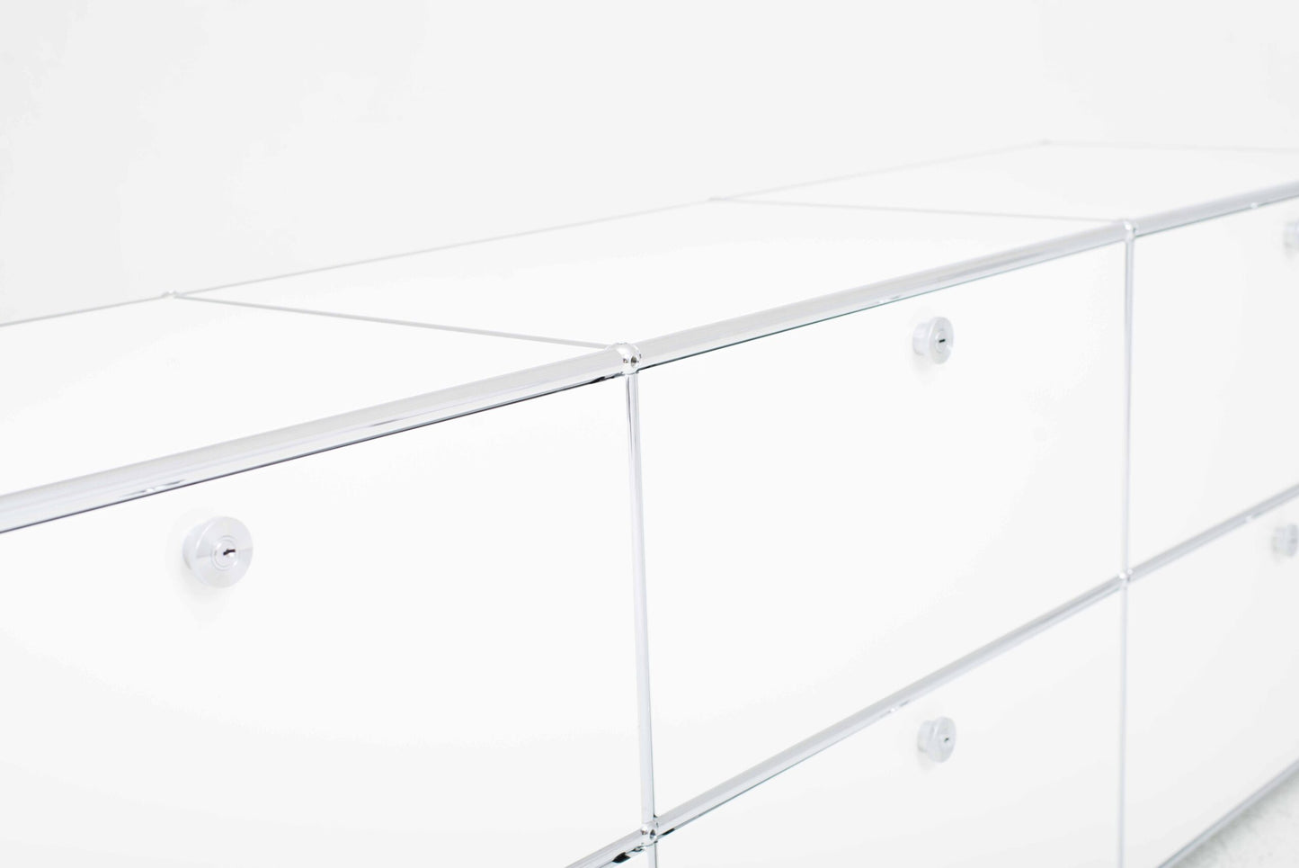 USM Sideboard in Reinweiß