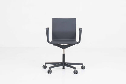 Vintage Bürostuhl .04 von Maarten Van Severen für Vitra mit Armlehnen in Schwarz