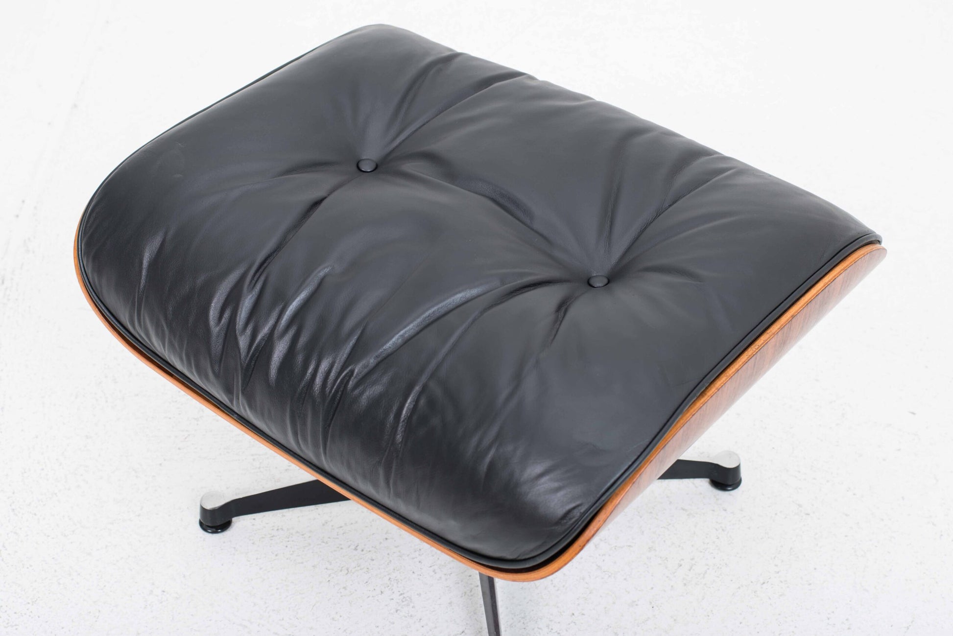 Vintage Lounge Chair und Ottoman 670 von Charles und Ray Eames für Vitra, Palisander