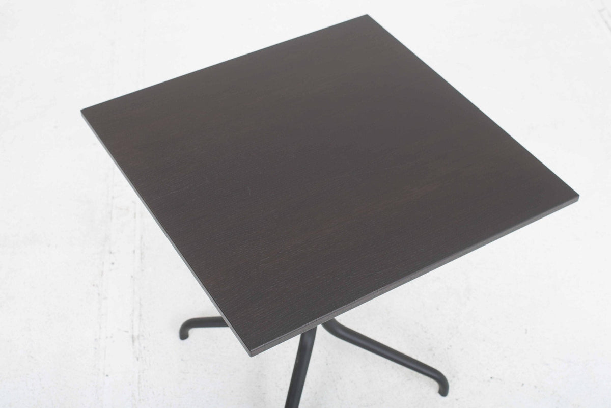 Belleville Bistrotisch von Ronan und Erwan Bouroullec für Vitra in dunkler Eiche