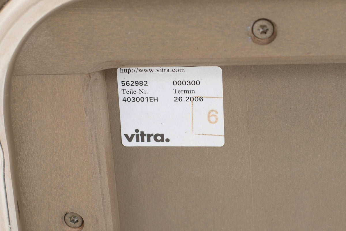 CTM Couchtisch von Charles und Ray Eames für Vitra in Graubeige