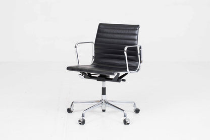 Vintage Bürostuhl "EA 117" von Charles und Ray Eames für Vitra