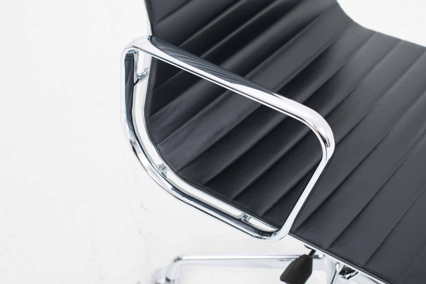 Vintage Bürostuhl EA 119 von Charles und Ray Eames für Vitra schwarz creme