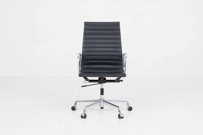 Vintage Bürostuhl EA 119 von Charles und Ray Eames für Vitra, schwarzes Leder