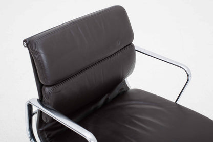Vintage Bürostuhl EA 217 von Eames für Vitra, dunkelbraunes Leder
