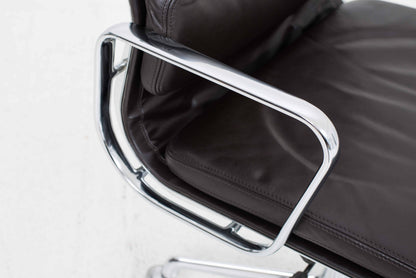Vintage Bürostuhl EA 217 von Eames für Vitra, dunkelbraunes Leder