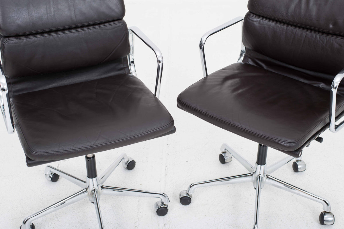 Vintage Bürostuhl EA 217 von Eames für Vitra, dunkelbraunes Leder