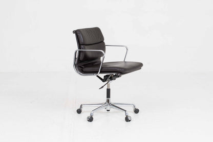Vintage Bürostuhl EA 217 von Eames für Vitra, dunkelbraunes Leder