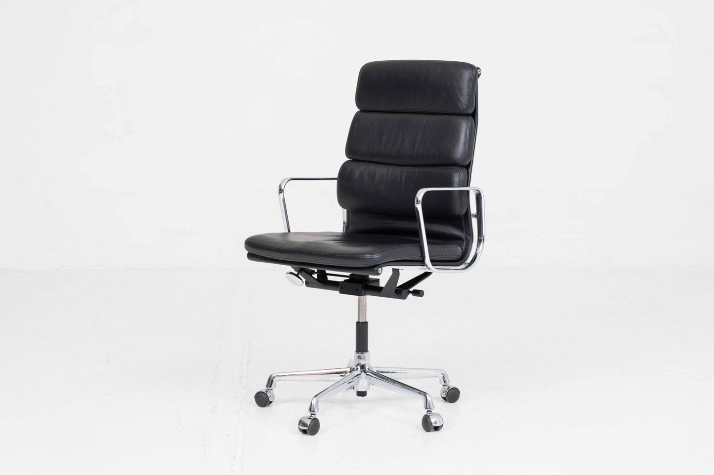 Vintage Bürostuhl EA 219 Soft Pad von Charles und Ray Eames für Vitra