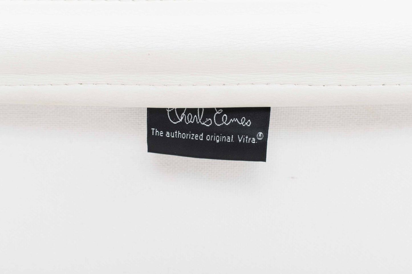 Vintage Sessel EA 222 Soft Pad von Charles und Ray Eames für Vitra
