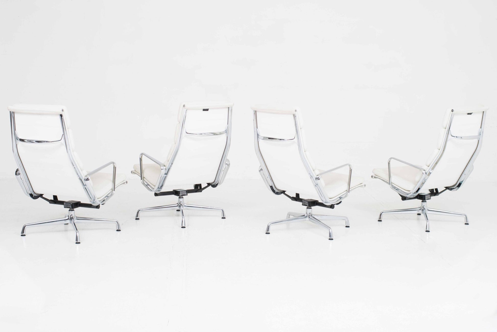 Vintage Sessel EA 222 Soft Pad von Charles und Ray Eames für Vitra