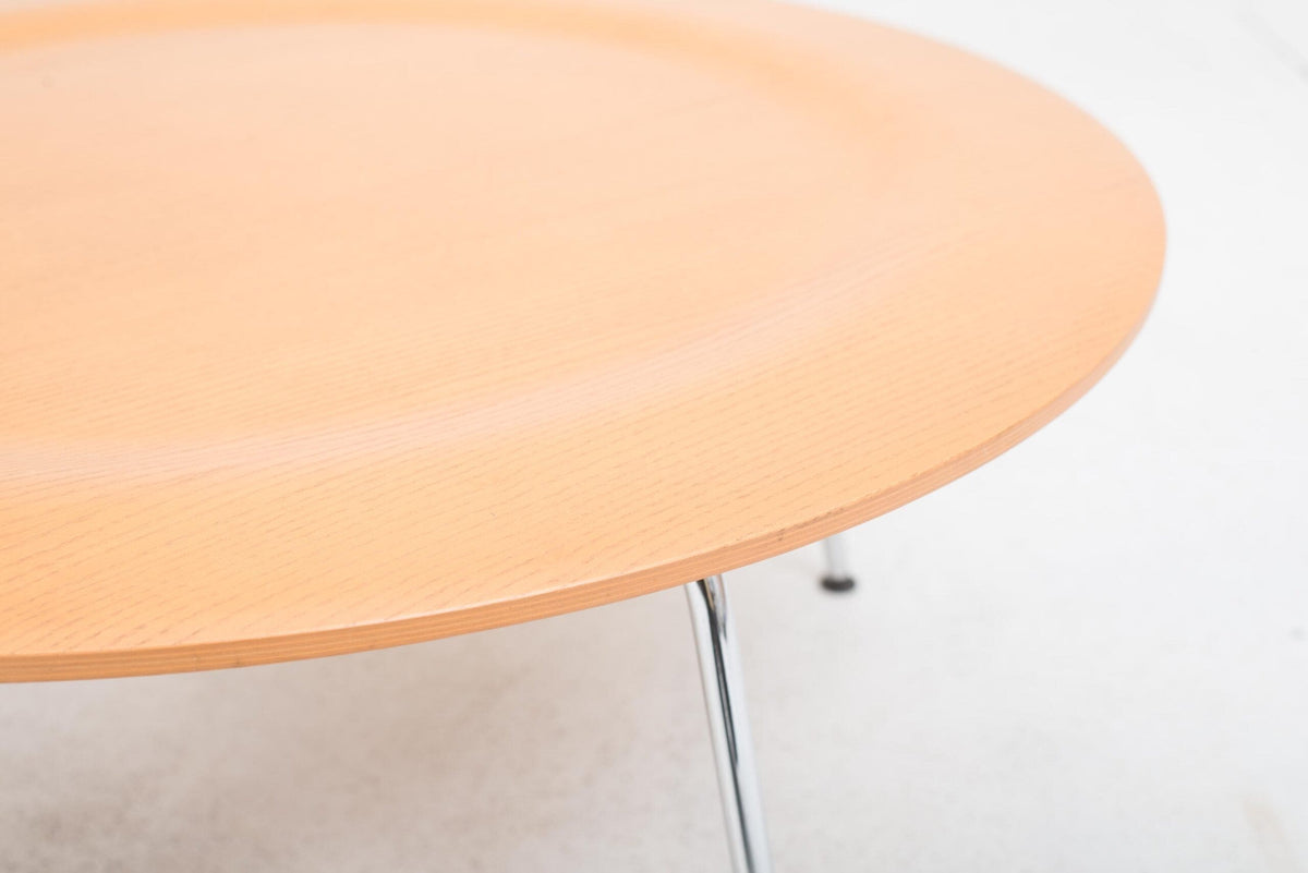 Vitra CTM coffee table by Charles Eames in ash