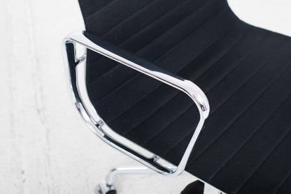 Chaise de bureau Vitra EA 119 de Charles et Ray Eames en hopsack noir