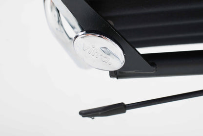 Chaise de bureau Vitra EA 119 de Charles et Ray Eames en hopsack noir