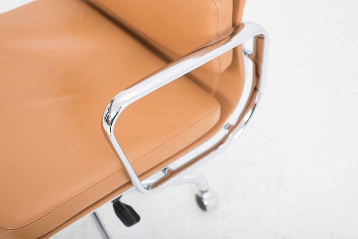 Vintage Bürostuhl von Eames für Vitra cognacfarben Leder