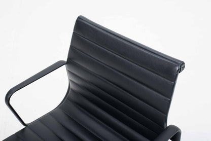 Vintage Stuhl EA 104 von Charles und Ray Eames für Vitra