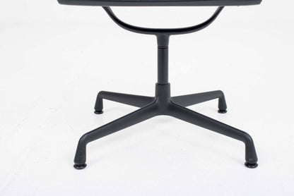 Vintage Stuhl EA 104 von Charles und Ray Eames für Vitra