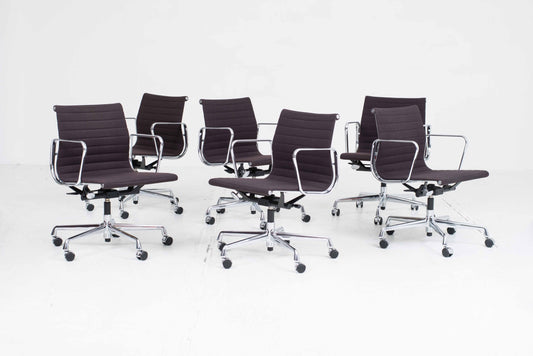 Vitra EA 117 office chair by Eames in Hopsak Chestnut/Moor Brown