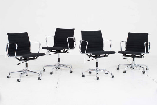 Vitra EA 117 office chair by Eames in black Hopsak