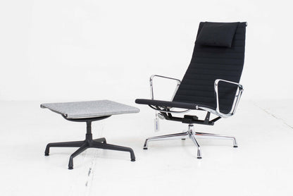 Ottoman Vitra EA 125 de Charles et Ray Eames en gris