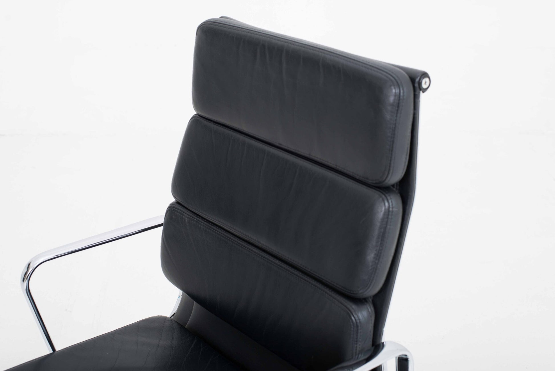 Vintage Bürostuhl EA 219 Soft Pad von Eames für Vitra in schwarzem Leder