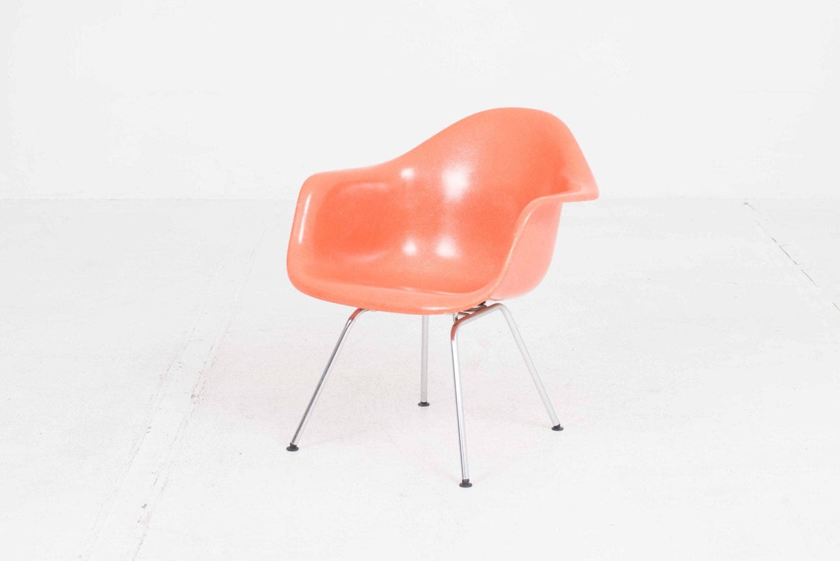 Armchair H-Base Low by Charles Eames for Vitra red Fiberglass