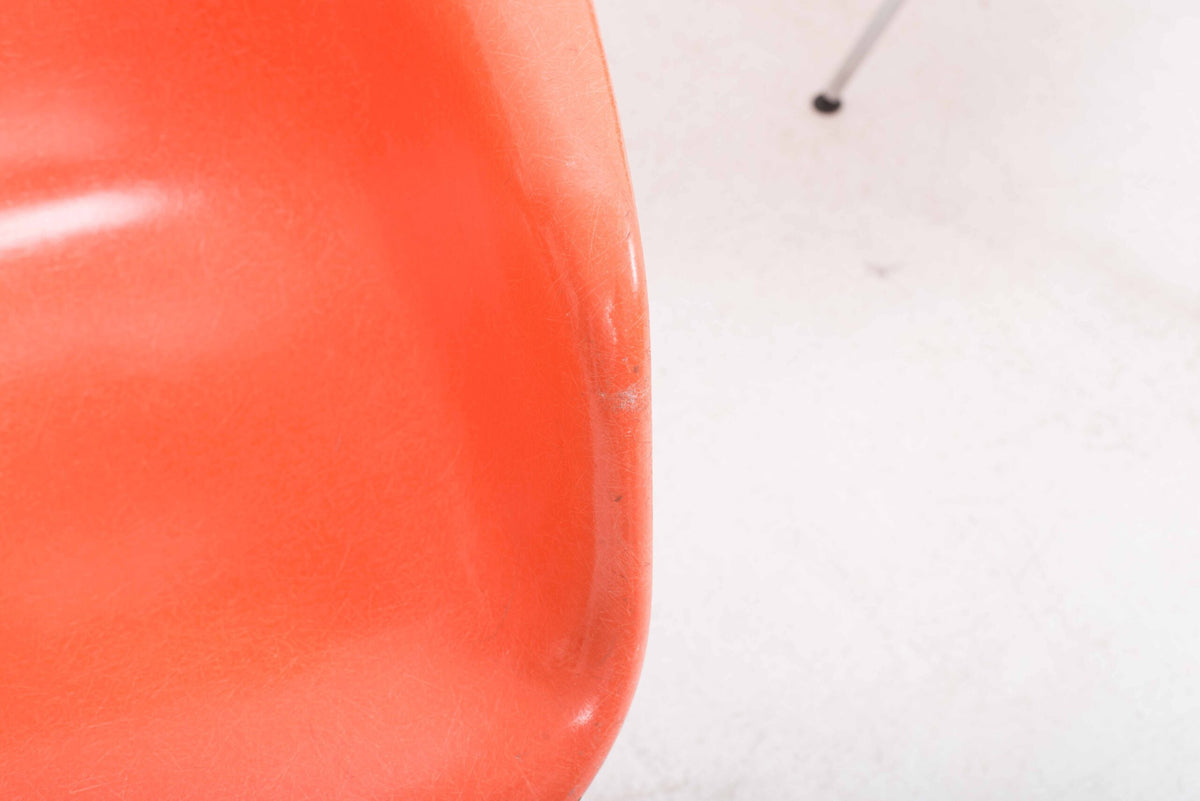 Armchair H-Base Low by Charles Eames for Vitra red Fiberglass